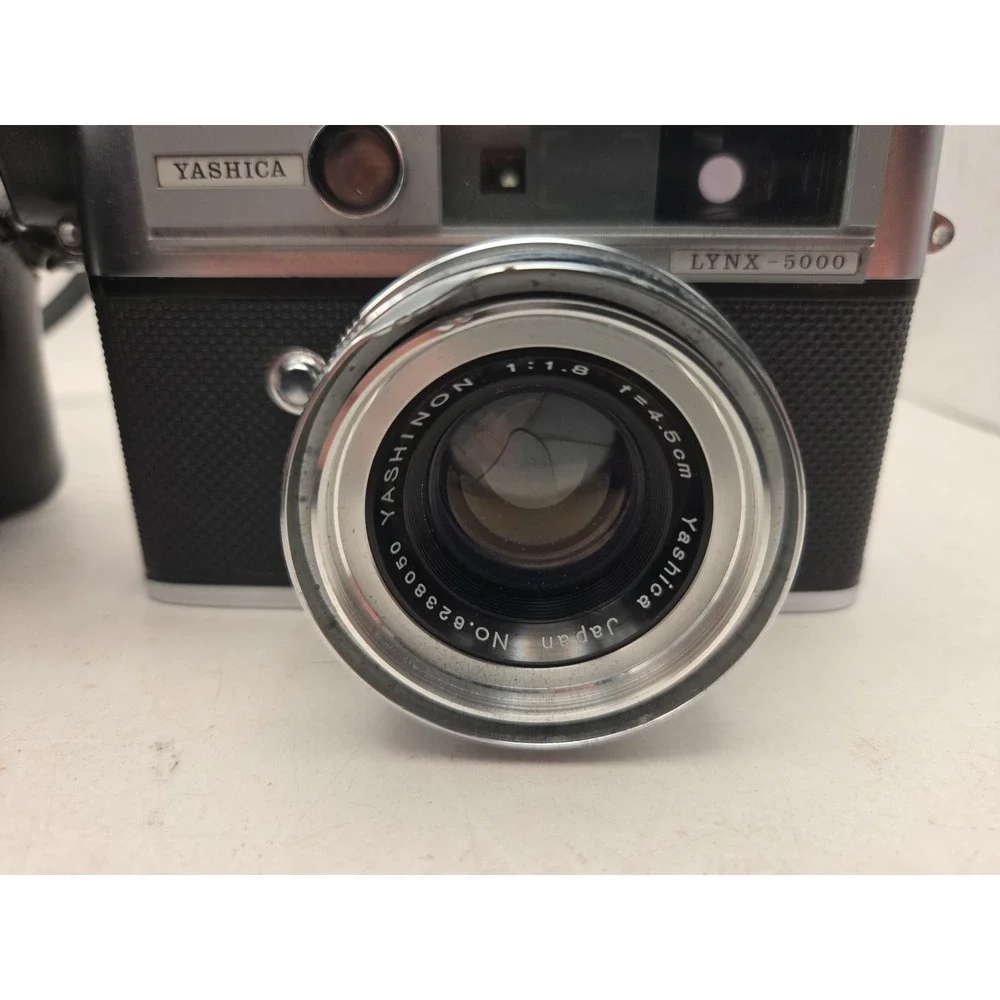 Yashica Lynx-5000 35mm Film Camera 45mm F1.8 & Case Partially Tested See NOTES
